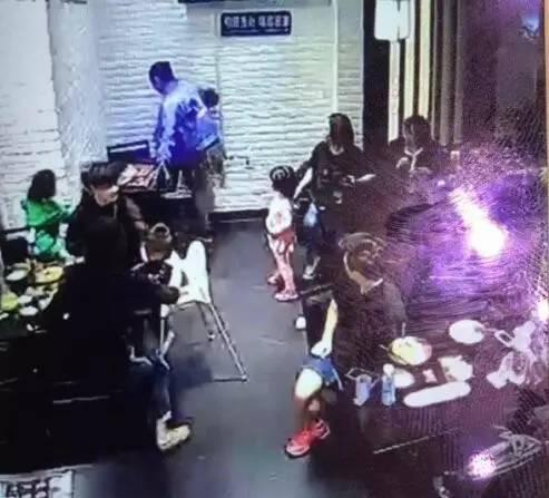 万象城女孩爆料事件视频,揭开事件背后真相