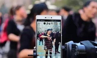 抖哥爆料成都新闻视频,抖哥独家爆料，带你直击热点事件