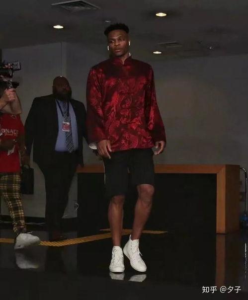 韩涵爆料哈登视频播放,韩涵揭秘篮球巨星幕后瞬间