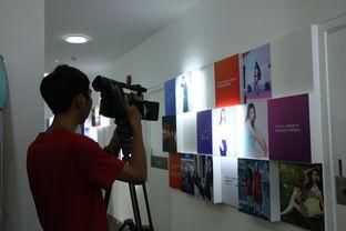 新闻爆料采访背影,深度采访背后的故事与挑战